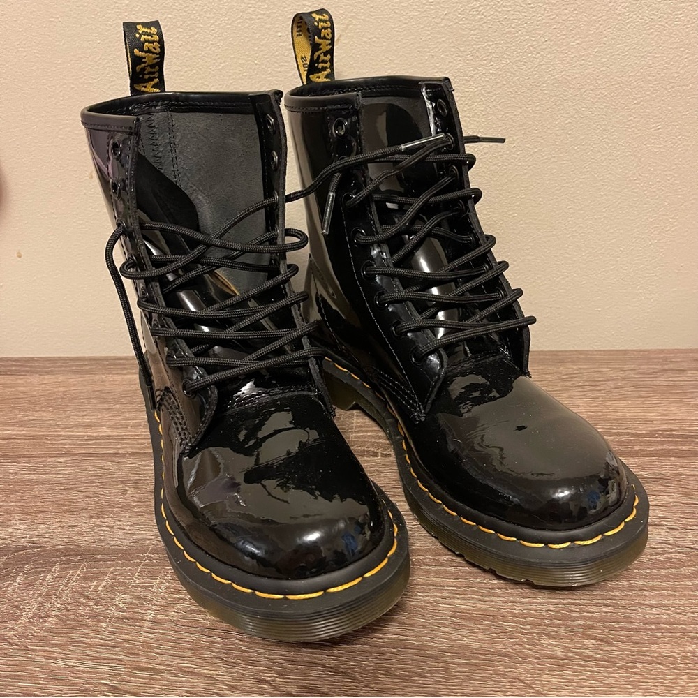 Women’s glossy Dr Marten combat boots size 7